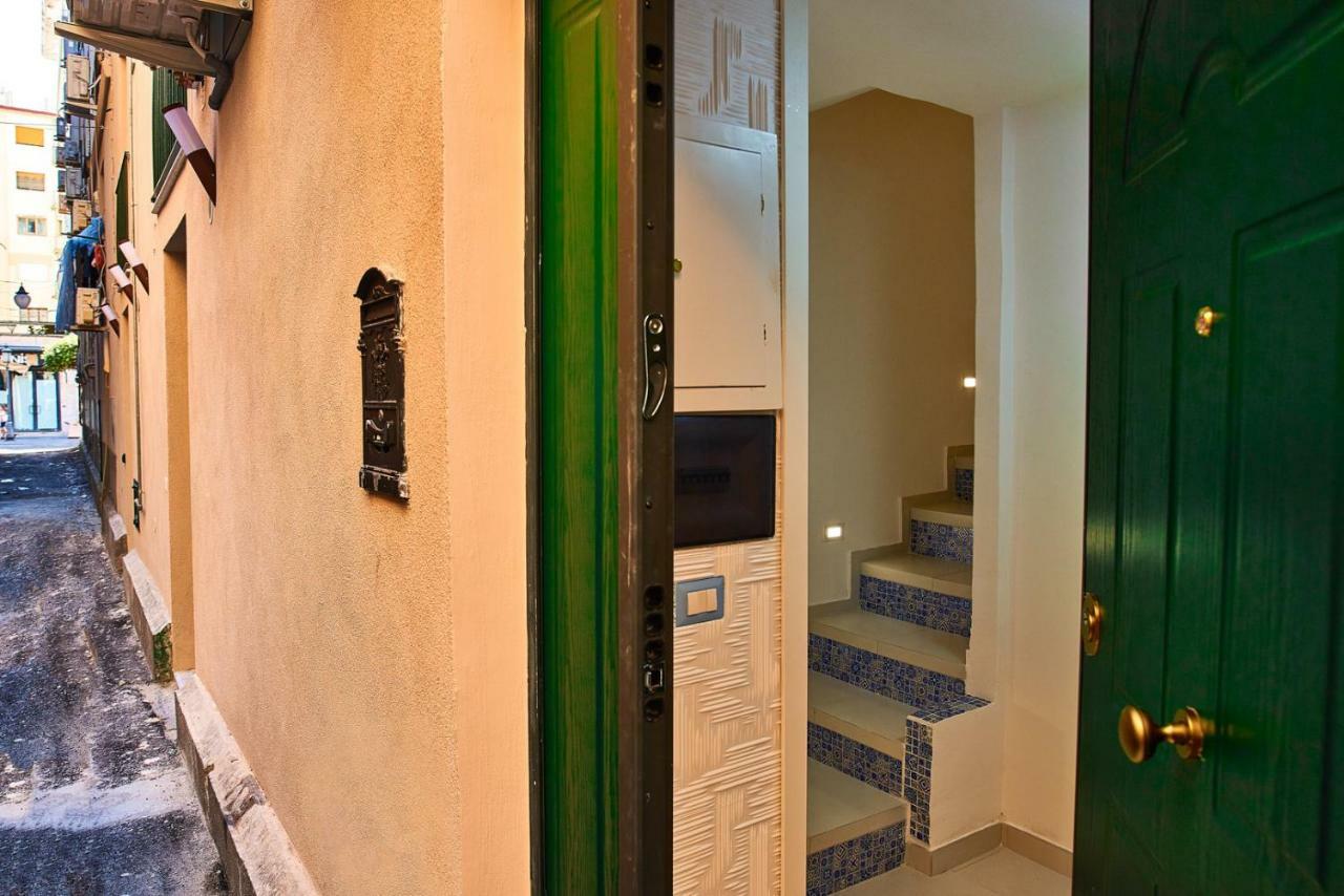 Casa Sul Corso Apartment Салерно Екстериор снимка