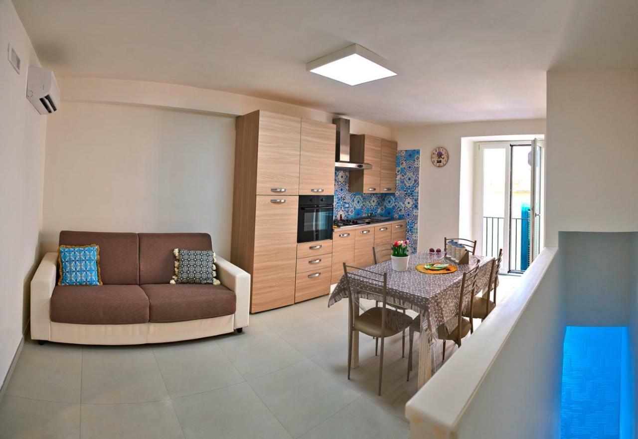 Casa Sul Corso Apartment Салерно Екстериор снимка